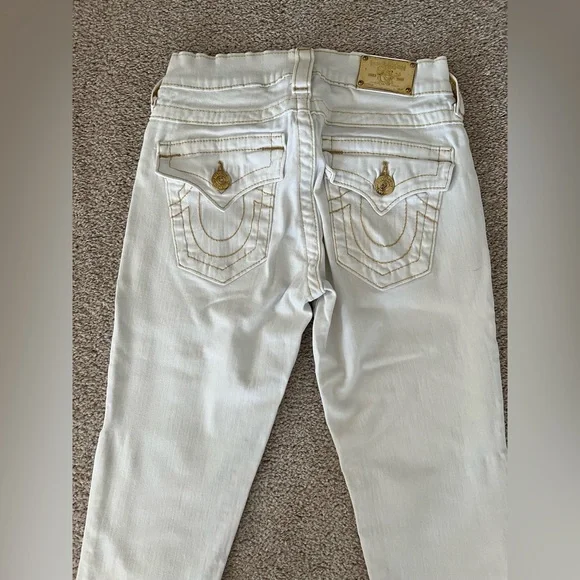 True Religion White Skinny Jeans with Gold Hardware – Size 24 - Picture 5 of 12